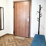 петър 27 до плажа с паркинг Peter 27 Center And Private Parking Апартамент